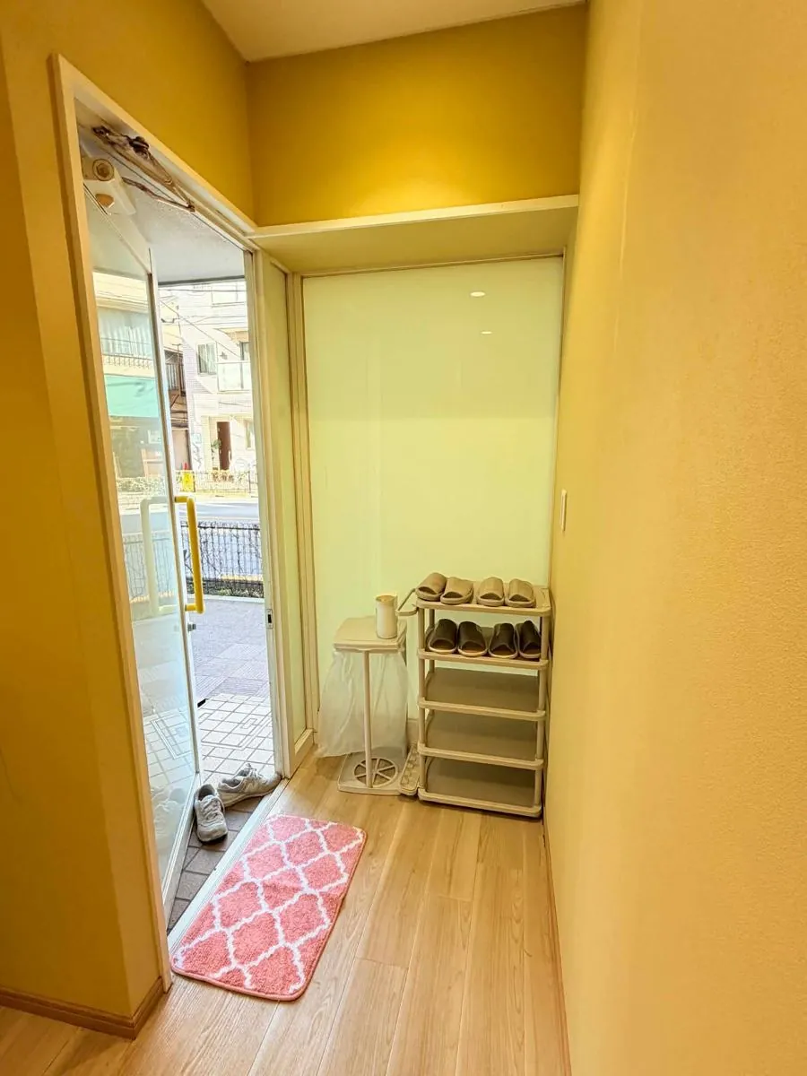 Lối vào riêng của tầng 1